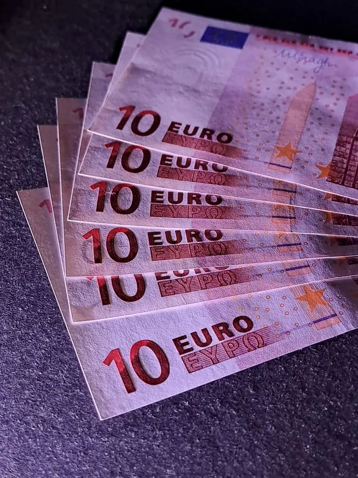 Fake €10 Euro Banknotes