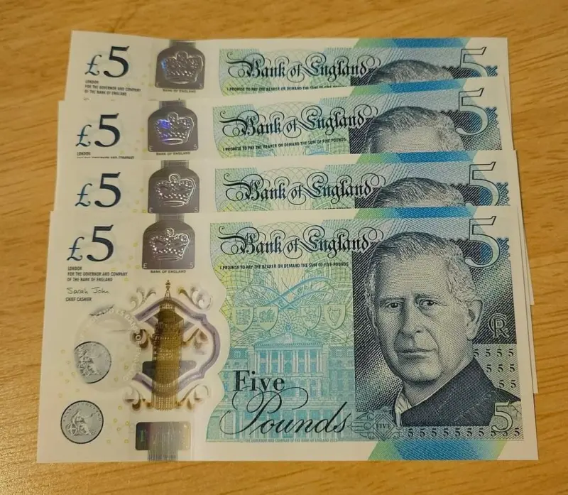 Fake GBP £5 Pound Banknotes