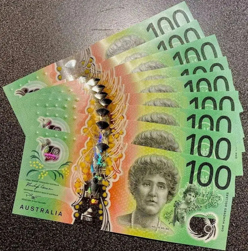 Fake $100 AUD Bills